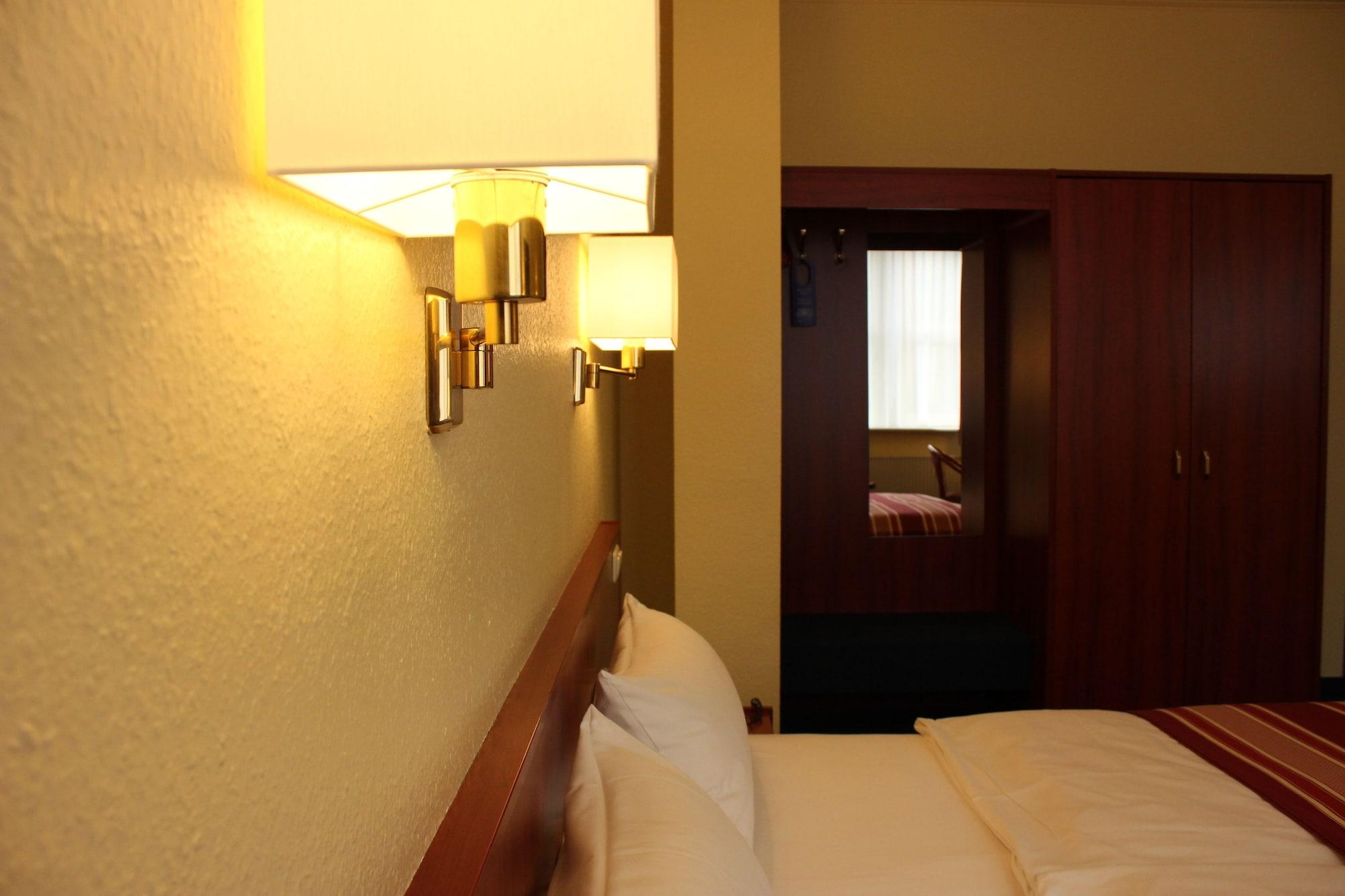 Cabo Nonsmoking-Hotel Hamburgo Exterior foto